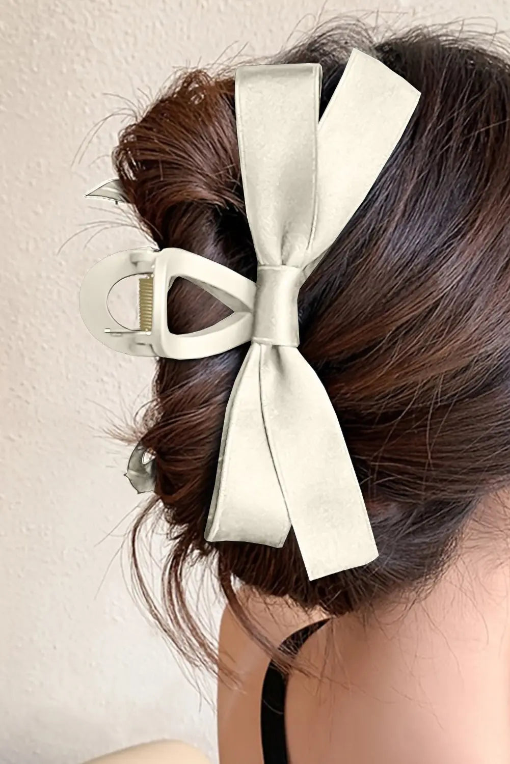 White Bow Decor Large Hair Claw Clip - Urban Elegance