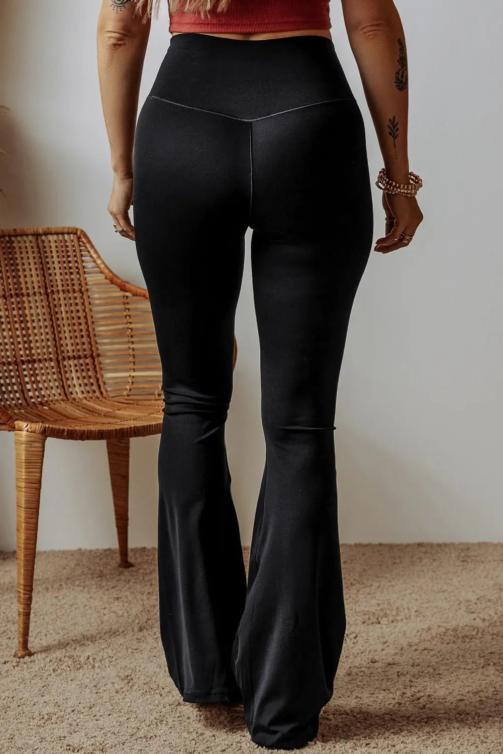 Black V Shape High Waist Flared Leggings - Urban Elegance